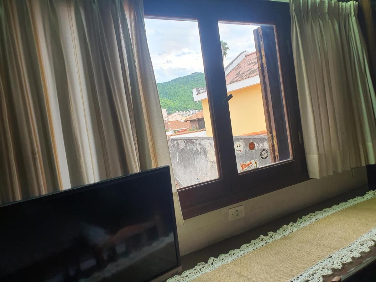 ホテルDona Paula サルタ エクステリア 写真